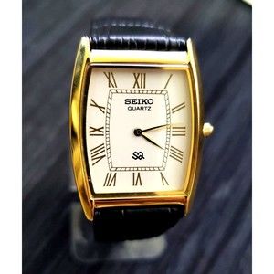 ARE Vintage Seiko New Old Stock Men's Classic Tank Barrel Gold White Wa…